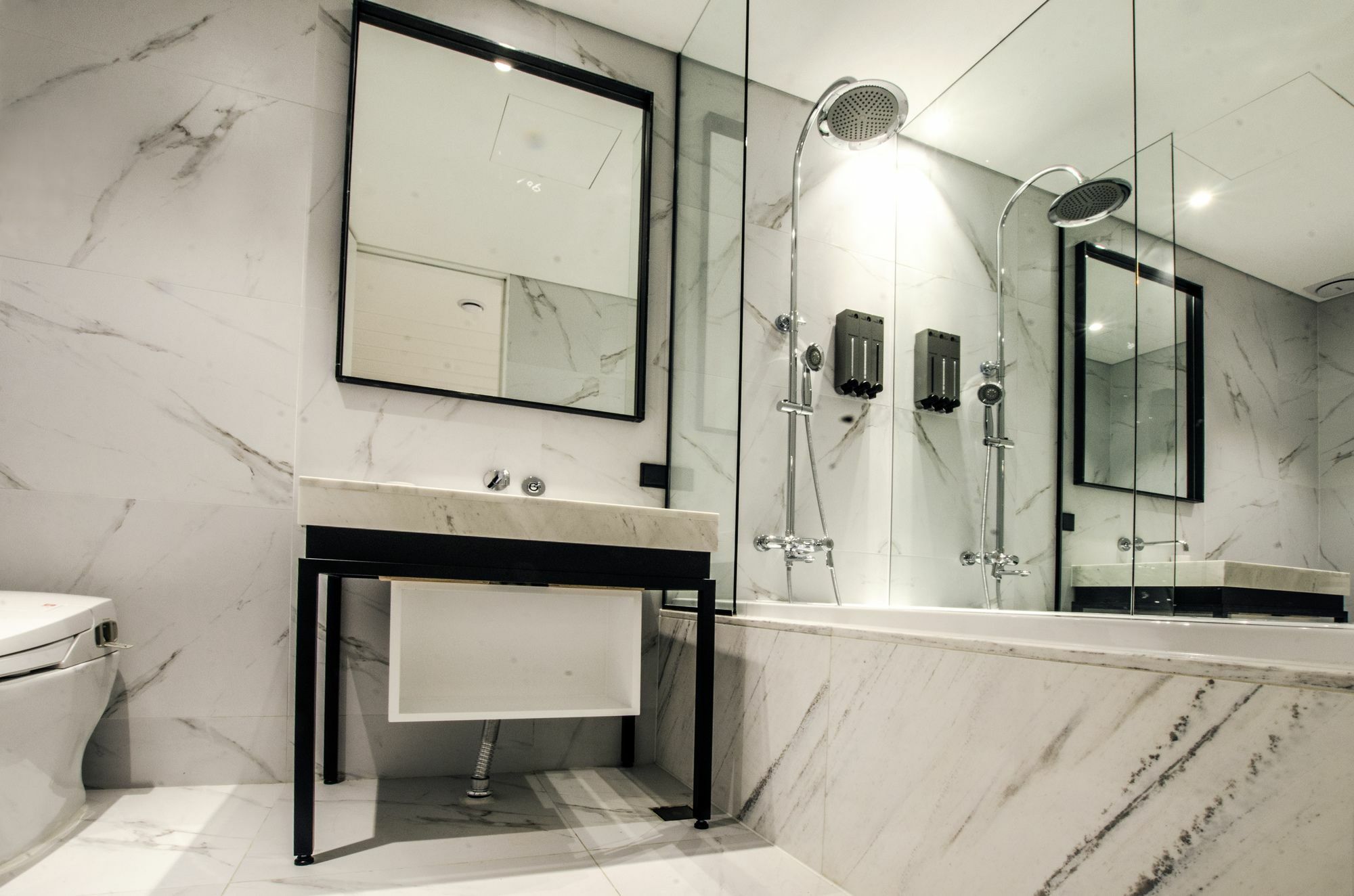 Hotel The Designers Premier Kondae Seoul Exterior photo